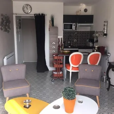 Daire Entier -studio Parfait Etat A La Baule-proche Plages
